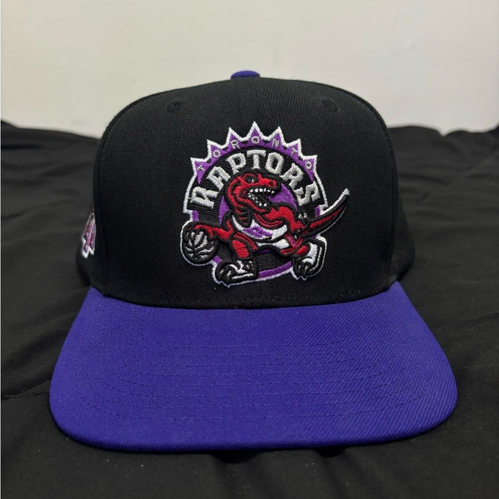 Mitchell & Ness Toronto Raptors Snapback Hat